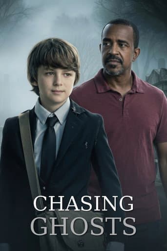 Affiche de Chasing Ghosts